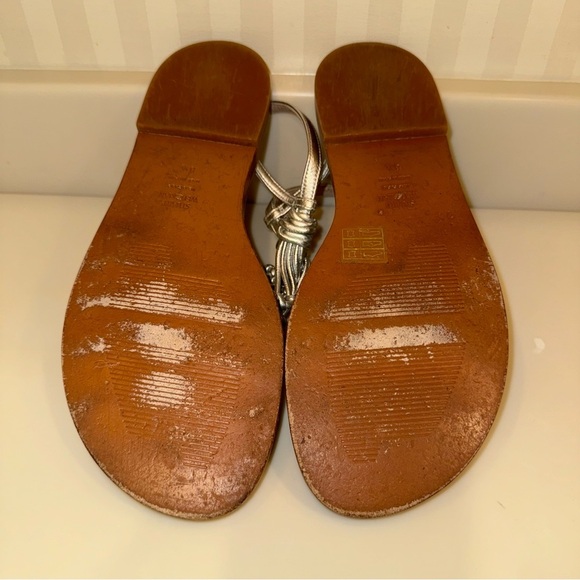 Stuart Weitzman Seaside Silver Metallic Leather Gladiator Sandals Size 8.5 - Picture 12 of 14